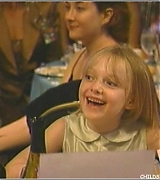 lovely-dakota-family-television-awards-2003-08-14-39.jpg