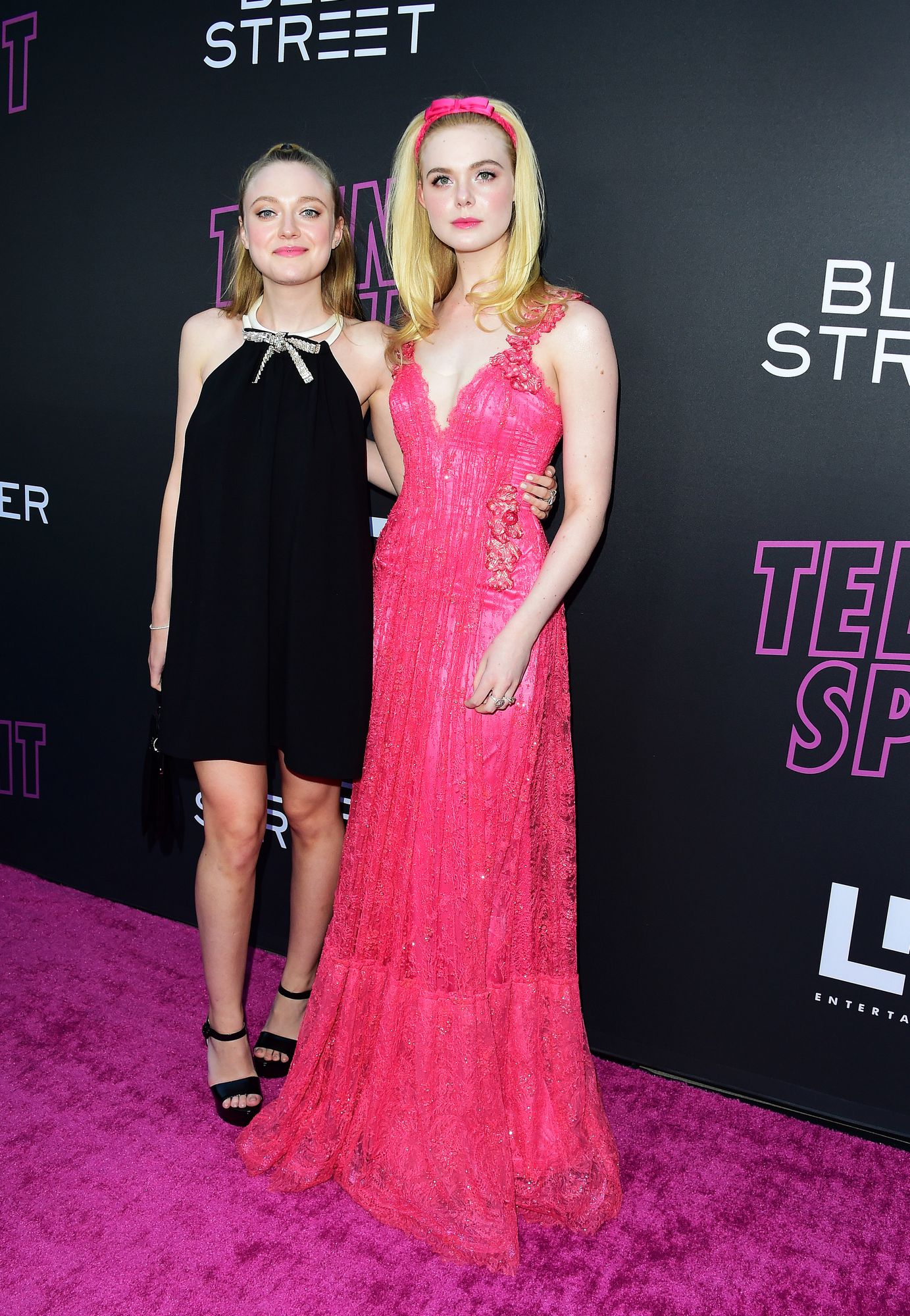 lovelydakota-2019-teenspirit-premiere-054.jpg