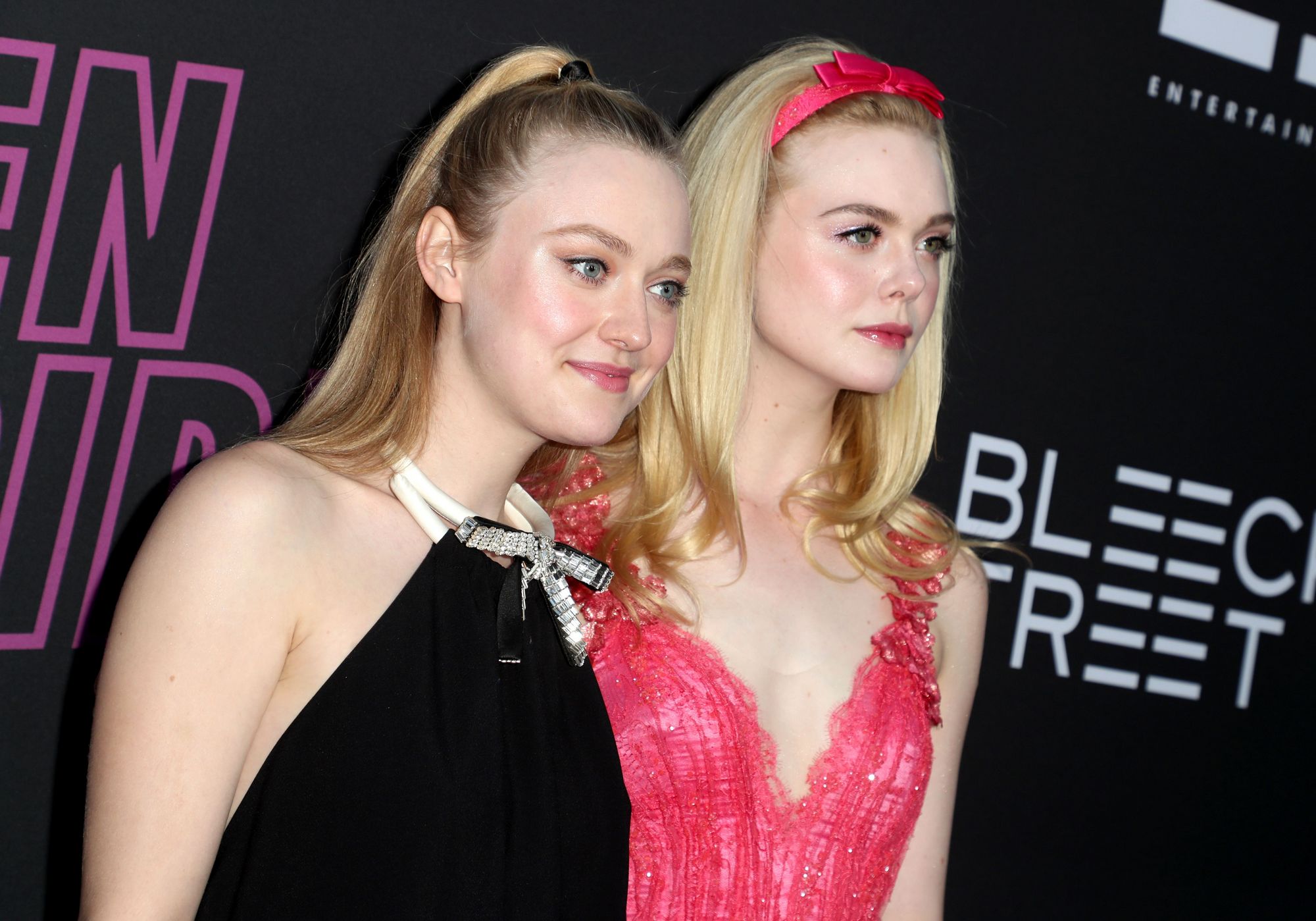 lovelydakota-2019-teenspirit-premiere-058.jpg