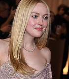 2255819055_l.jpg